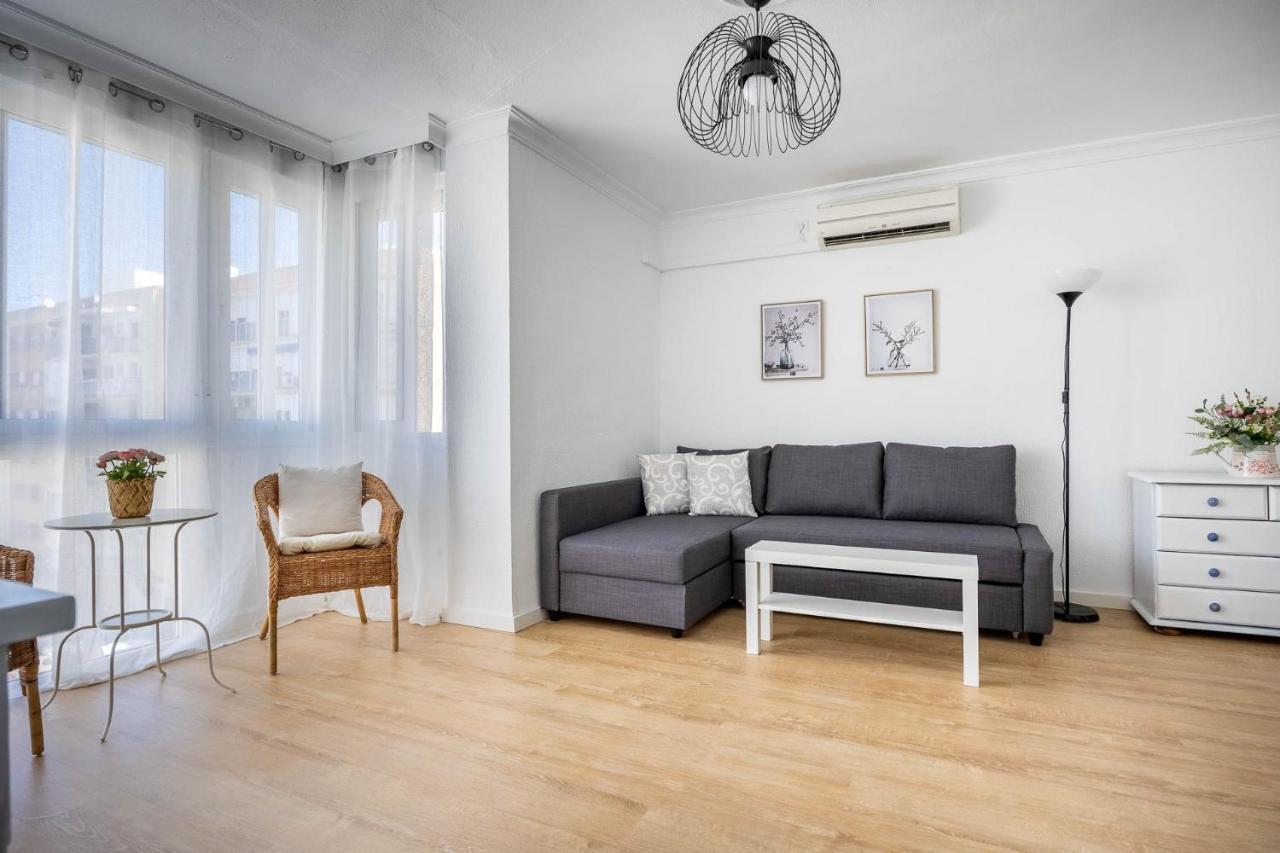 Apartamento Isbilya Sevilla Exterior foto