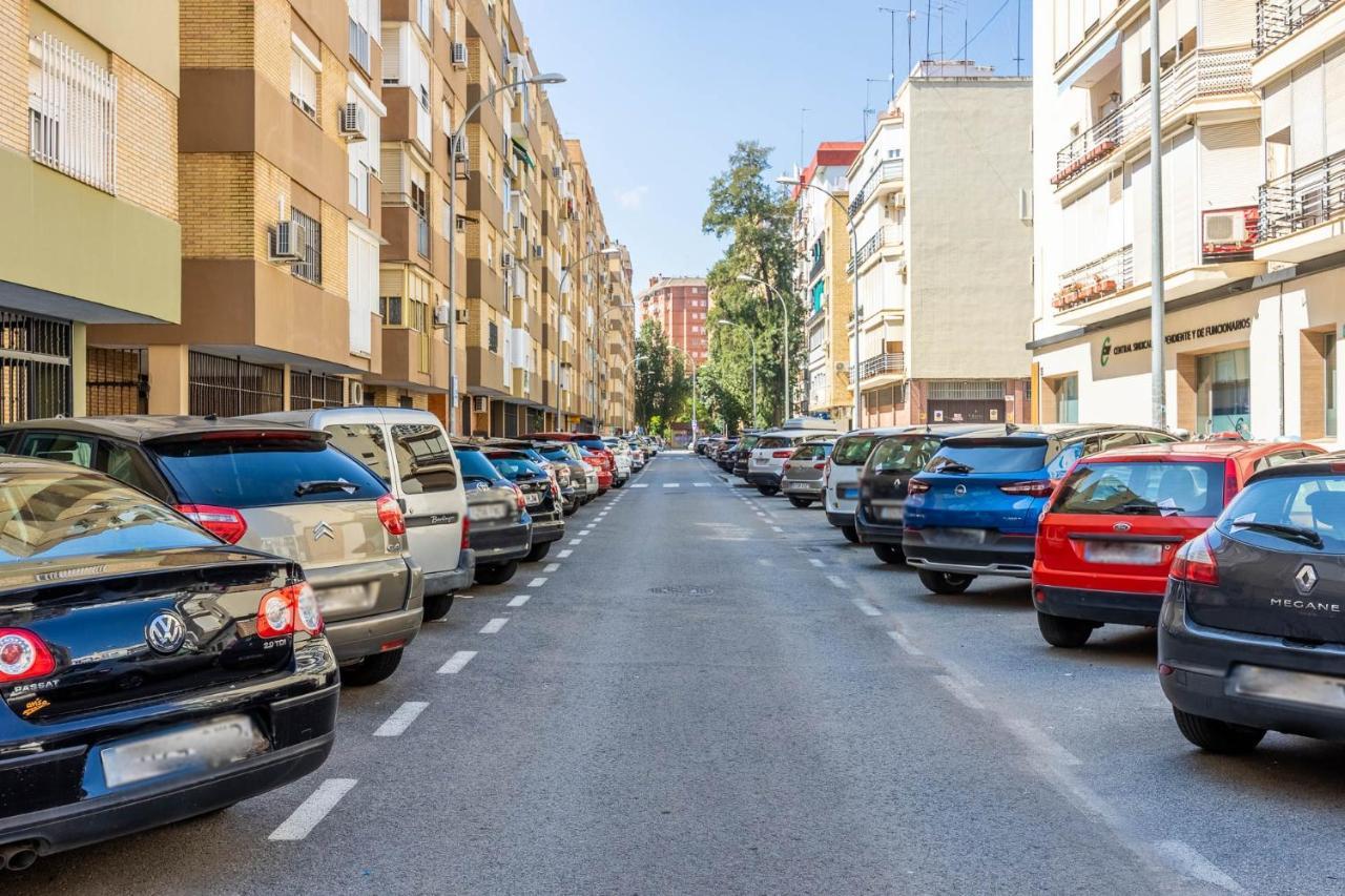 Apartamento Isbilya Sevilla Exterior foto